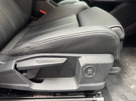 2023 Audi Q4 e-tron - photo 12