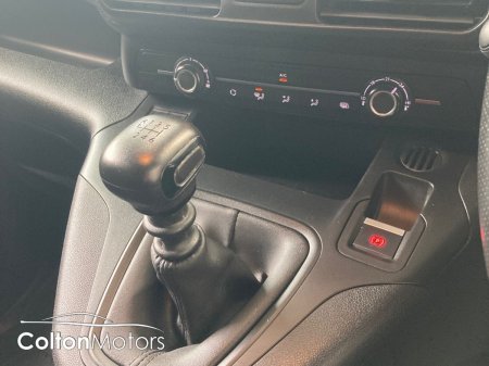 2023 Toyota Proace - photo 19