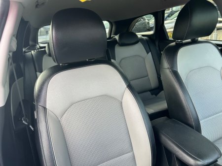 2021 Kia Ceed - photo 10