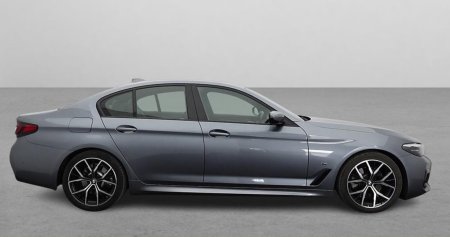 2021 BMW 5-Series - photo 4