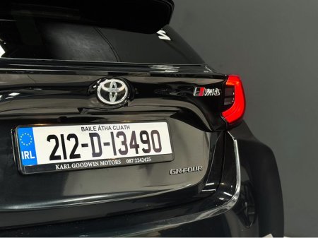 2021 Toyota Yaris - photo 10