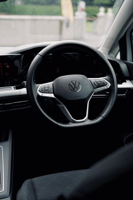2023 Volkswagen Golf - photo 9