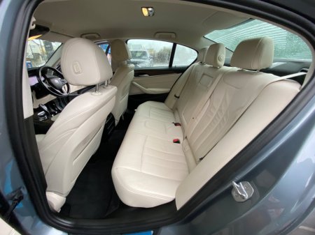 2020 BMW 5-Series - photo 24