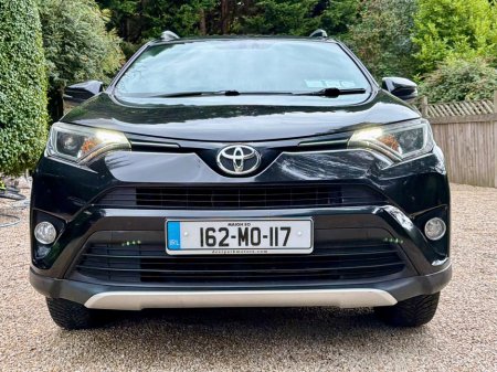2016 Toyota RAV4 - photo 4