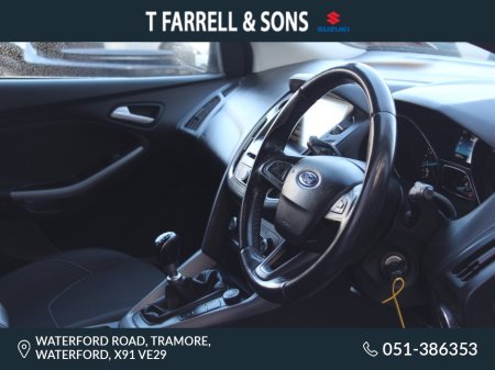 2015 Ford Focus - photo 15