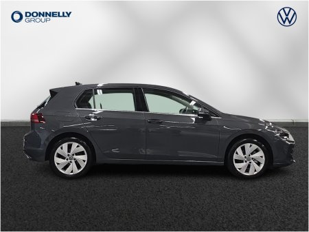 2025 Volkswagen Golf - photo 4