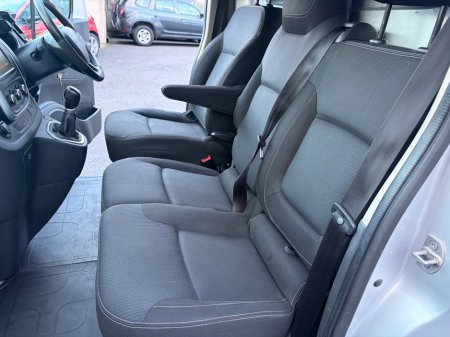 2021 Renault Trafic - photo 14