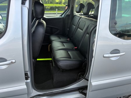 2019 Peugeot Partner - photo 8