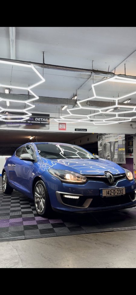 2014 Renault Megane - photo 2