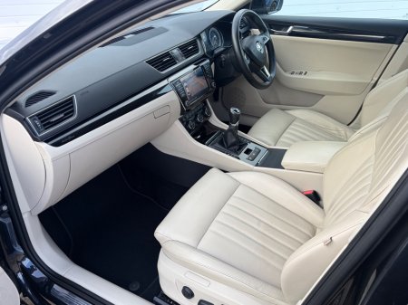 2016 Skoda Superb - photo 14