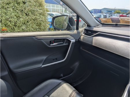 2021 Toyota RAV4 - photo 17