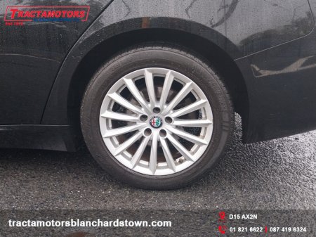 2019 Alfa Romeo Giulia - photo 8