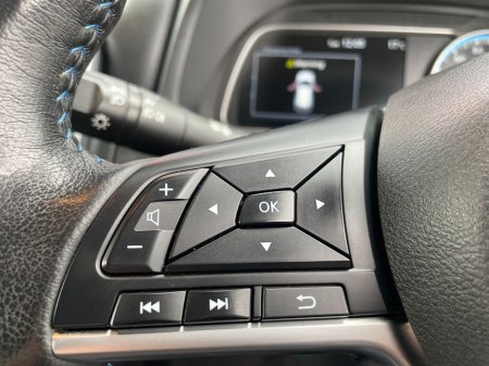 2023 Nissan Leaf - photo 12