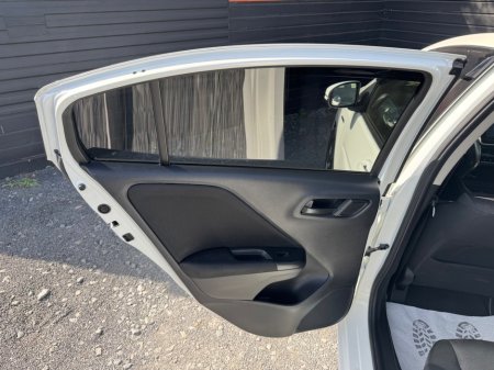 2016 Honda Grace - photo 18