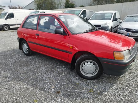 1990 Toyota Starlet - photo 2