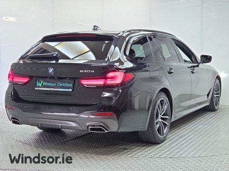 2023 BMW 5-Series - photo 2