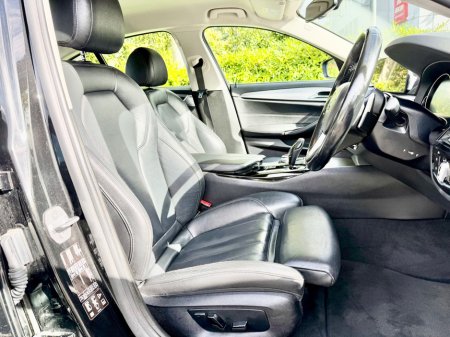 2018 BMW 5-Series - photo 12
