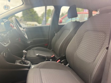 2019 Ford Fiesta - photo 16