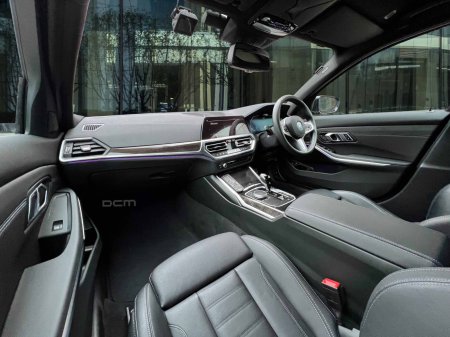 2022 BMW 3-Series - photo 11