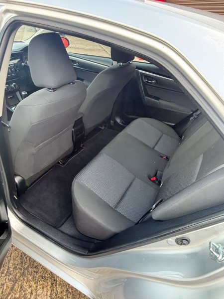 2015 Toyota Corolla - photo 5