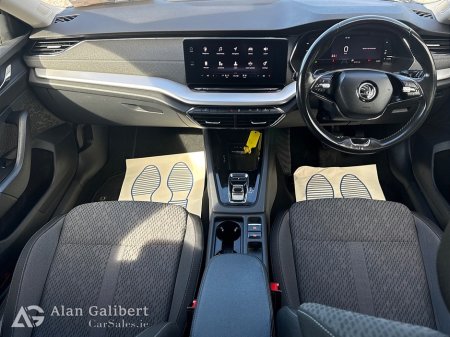 2022 Skoda Octavia - photo 11