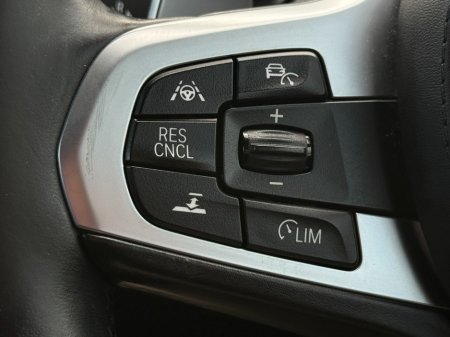 2017 BMW 5-Series - photo 23