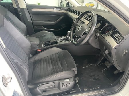 2019 Volkswagen Passat - photo 10