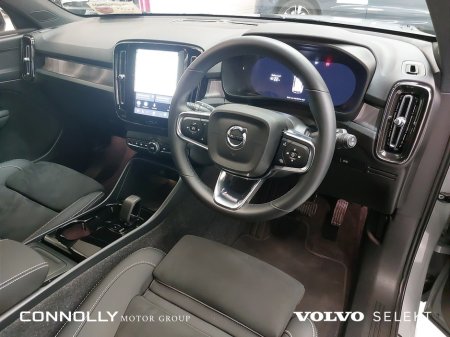 2025 Volvo EX40 - photo 10