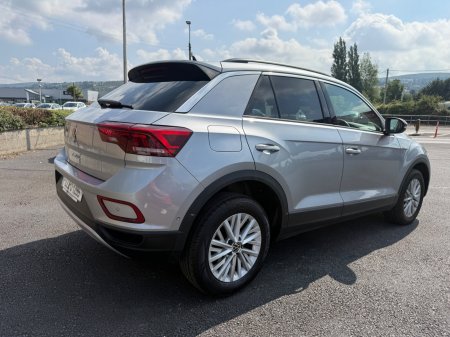 2022 Volkswagen T-Roc - photo 3