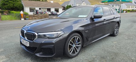 2022 BMW 5-Series - photo 2