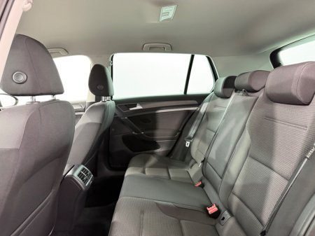 2020 Volkswagen Golf - photo 13