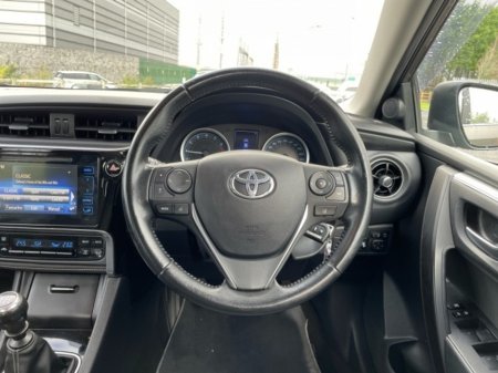 2018 Toyota Corolla - photo 9