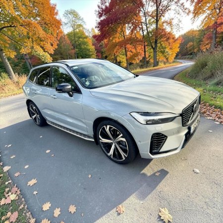 2023 Volvo XC60 T6 PHEV 350hp AT8 Ultimate (dark theme)