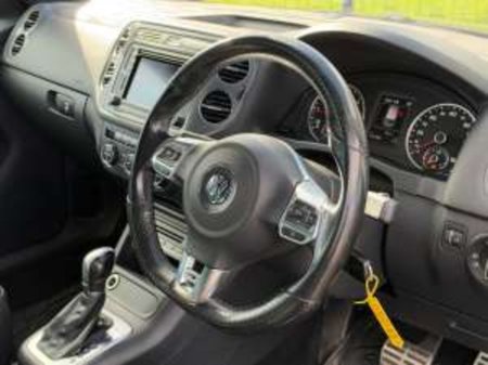 2016 Volkswagen Tiguan - photo 14