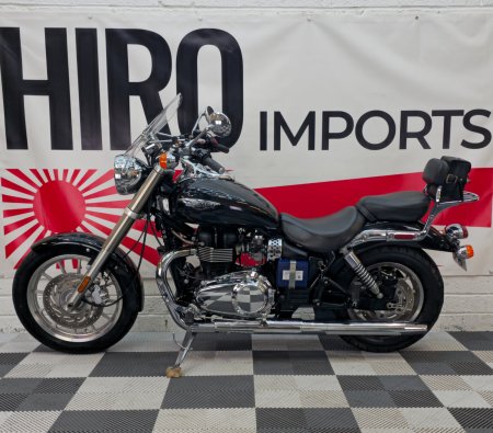 2010 Triumph Bonneville - photo 26