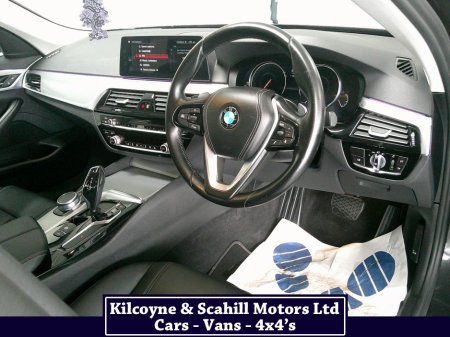 2017 BMW 5-Series - photo 23