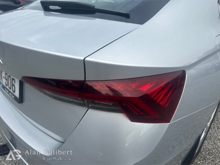 2022 Skoda Octavia - photo 19