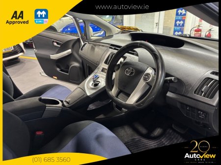2013 Toyota Prius - photo 10
