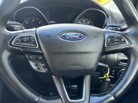2017 Ford Focus - photo 10