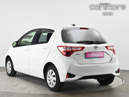 2019 Toyota Vitz - photo 3