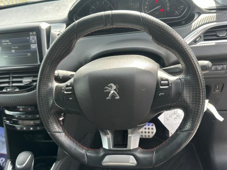 2017 Peugeot 208 - photo 17