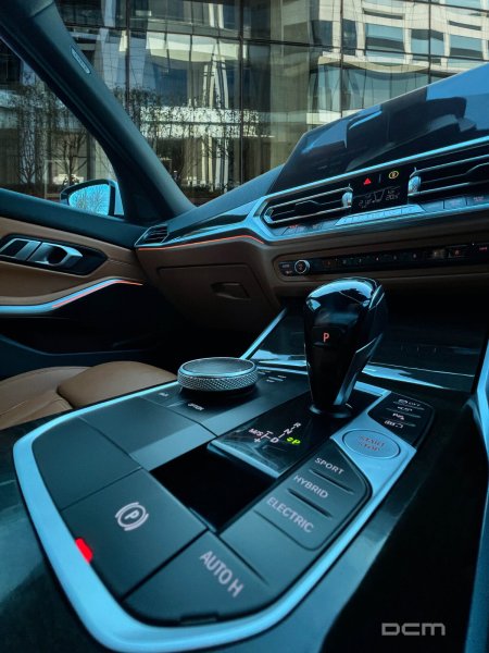 2021 BMW 3-Series - photo 22