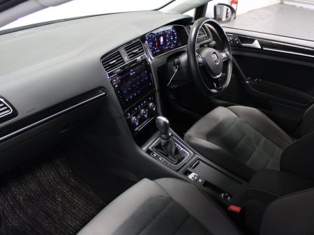 2018 Volkswagen Golf - photo 35