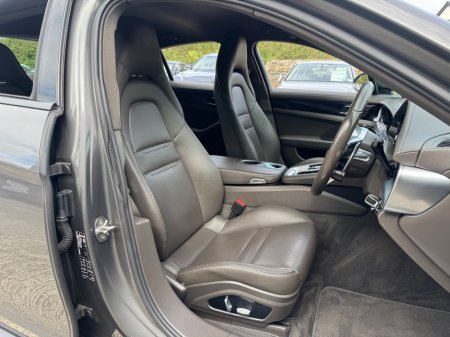 2018 Porsche Panamera - photo 18
