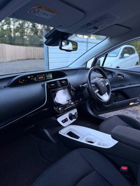 2017 Toyota Prius - photo 34