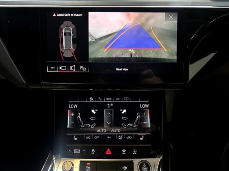 2022 Audi e-tron - photo 11