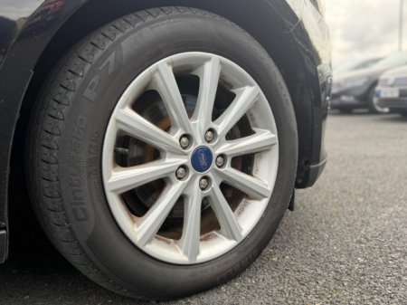 2017 Ford Focus - photo 7