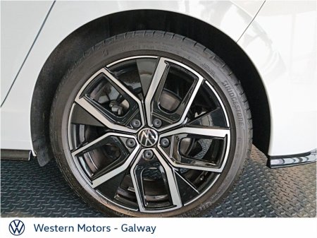 2025 Volkswagen Golf - photo 9