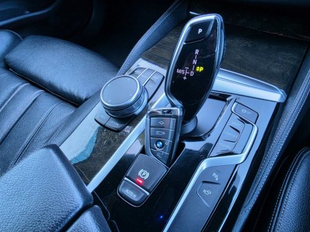 2017 BMW 5-Series - photo 32