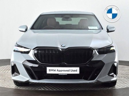 2026 BMW 5-Series - photo 16